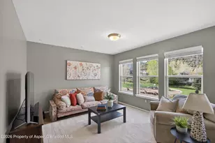 247 E Capital Ct, New Castle, CO 81647 - Photo 10