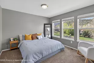 247 E Capital Ct, New Castle, CO 81647 - Photo 16