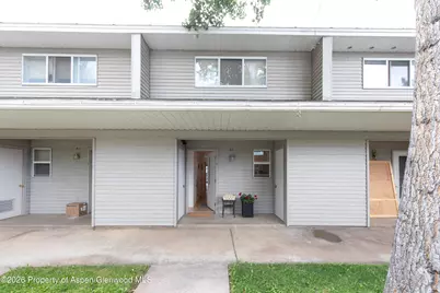 405 Park Avenue #B4, Basalt, CO 81621 - Photo 2