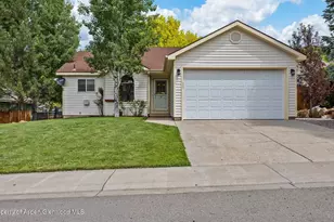 252 Lupine Dr, New Castle, CO 81647 - Photo 1