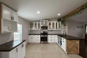 925 W 1st St, Craig, CO 81625 - Photo 10