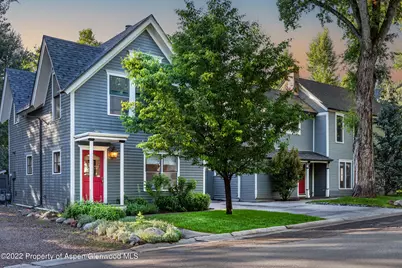 334 W Hallam Street, Aspen, CO 81611 - Photo 2