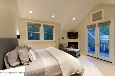 334 W Hallam Street, Aspen, CO 81611 - Photo 10