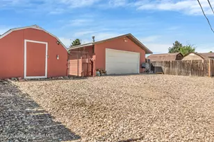 212 W Rio Blanco Ave, Rangely, CO 81648 - Photo 18
