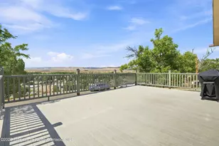 201 Hillcrest Ave, Rangely, CO 81648 - Photo 14