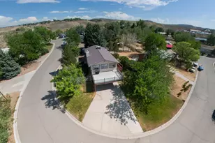 201 Hillcrest Ave, Rangely, CO 81648 - Photo 16