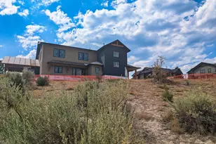 16 Doe Ct, New Castle, CO 81647 - Photo 2