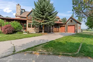 201 Crystal Canyon Dr, Carbondale, CO 81623 - Photo 2