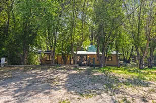 710 Cowdin Dr, Glenwood Springs, CO 81601 - Photo 2