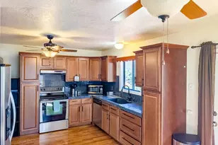 1100 Valley View Rd, Glenwood Springs, CO 81601 - Photo 10