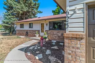 625 Overlin Dr, Glenwood Springs, CO 81601 - Photo 2