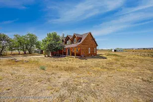 1105 S 5th Ave, Craig, CO 81625 - Photo 2