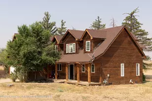 1105 S 5th Ave, Craig, CO 81625 - Photo 2