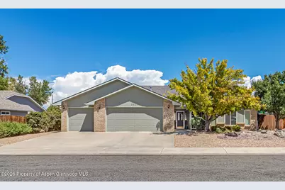 2564 Forest Hills Avenue, Grand Junction, CO 81505 - Photo 2