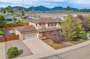 980 E 19th St, Rifle, CO 81650 - Photo 2