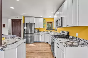 980 E 19th St, Rifle, CO 81650 - Photo 8