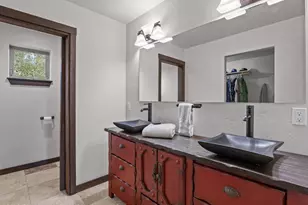 980 E 19th St, Rifle, CO 81650 - Photo 18