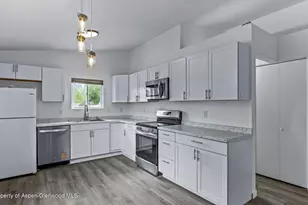 510 N 5th St, Silt, CO 81652 - Photo 8