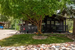 125 Center Dr, Glenwood Springs, CO 81601 - Photo 2