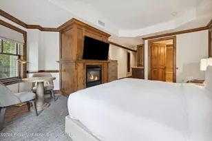 415 E Dean St Unit 18 Week 32, Aspen, CO 81611 - Photo 14