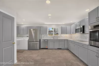 430 E 10th Street, Rifle, CO 81650 - Photo 6