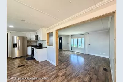 825 E 7th Street #27, Craig, CO 81625 - Photo 4