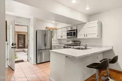 814 W Bleeker Street #B3, Aspen, CO 81611 - Photo 6