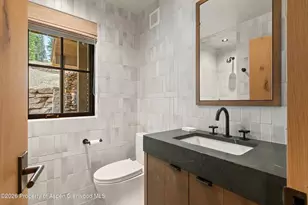 1221 Richmond Hill Rd, Aspen, CO 81611 - Photo 20