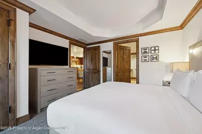 415 E Dean St, Unit 12, Week 28, Aspen, CO 81611 - Photo 14