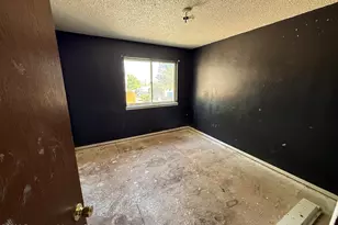 1030 E 7th St, Craig, CO 81625 - Photo 10