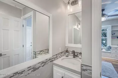633 W Main Street, Aspen, CO 81611 - Photo 28