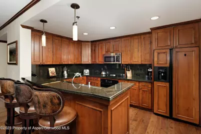 0075 Prospector Road #Unit 8404-4, Aspen, CO 81611 - Photo 6