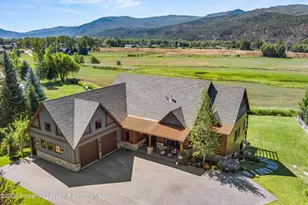 401 Larkspur Dr, Carbondale, CO 81623 - Photo 2