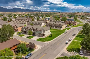 820 W 24th St, Rifle, CO 81650 - Photo 6
