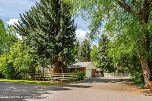 875 Bonita Dr, Aspen, CO 81611 - Photo 2