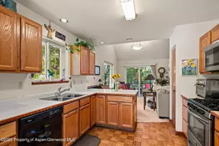 19 Eagles Nest Ct, Carbondale, CO 81623 - Photo 12