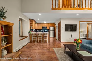 33 Mountain Ct, Basalt, CO 81621 - Photo 10
