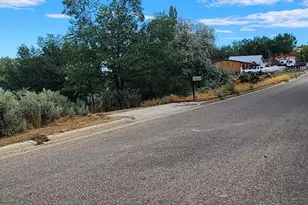 746 Colorado St, Craig, CO 81625 - Photo 20