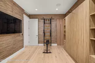 219 W Bleeker St, Aspen, CO 81611 - Photo 34