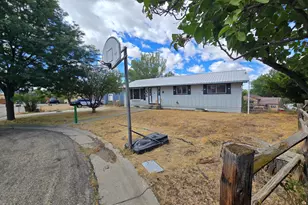 936 Colby Cir, Craig, CO 81625 - Photo 4