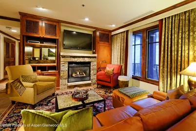 0075 Prospector Road #Unit 8106 Winter Interest 6, Aspen, CO 81611 - Photo 4