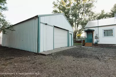 1424 E Victory Way, Craig, CO 81625 - Photo 2