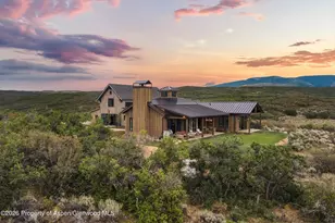 2097 Ten Peaks Mesa Rd, Carbondale, CO 81623 - Photo 2