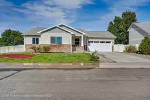 109 Wimberly Dr, Fruita, CO 81521 - Photo 2