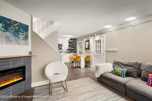 766 Lincoln Ave, Carbondale, CO 81623 - Photo 2
