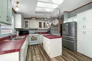 1245 Park Ave, Meeker, CO 81641 - Photo 8