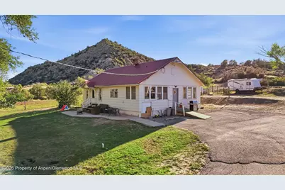 621 County Road 235, Silt, CO 81652 - Photo 4