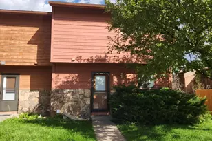 910 W 24th St, Rifle, CO 81650 - Photo 2