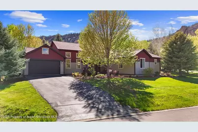 302 Silver Mountain Drive, Glenwood Springs, CO 81601 - Photo 2