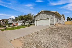 918 Edelweiss Ct, Rifle, CO 81650 - Photo 32
